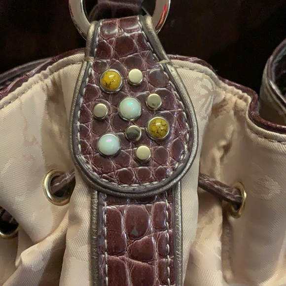 New Liz Claiborne Drawstring embellished handbag - Picture 2 of 7